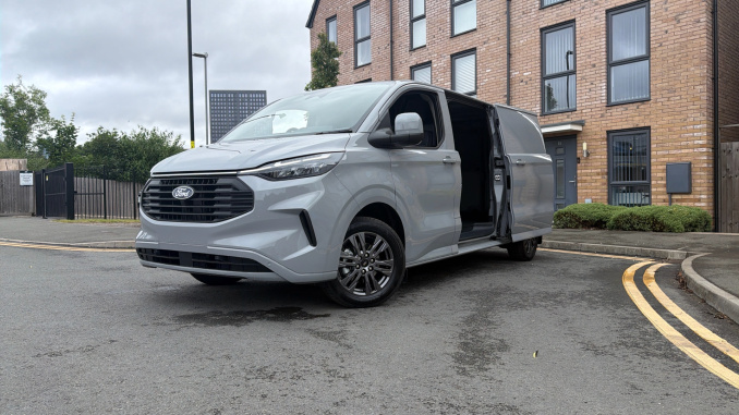 Ford Transit Custom 280 L2 Diesel Fwd 2.0 EcoBlue 136ps H1 Van Limited - Image 35